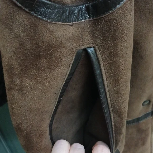 Vintage Brown Suede Shearling Coat With Removable Hood Size Medium - Picture 7 of 11